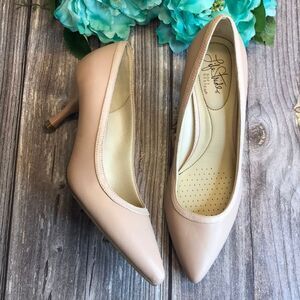 LIFESTRIDE Sirena Blush Pumps 8W